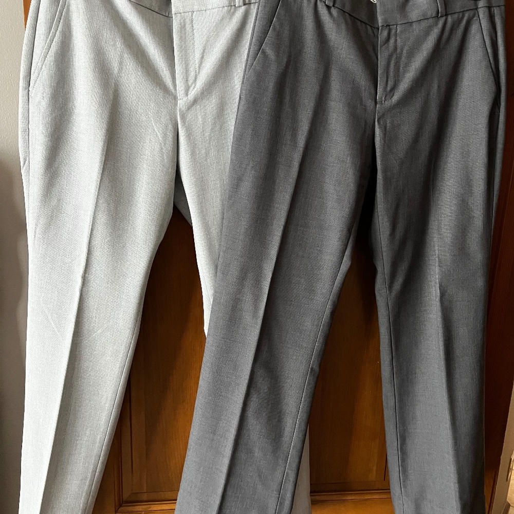 2 PR WOMENS BANANA REPUBLIC DRESS PANTS SZ.4 PETITE DARK(LOGAN)&LIGHT(RYAN) GRAY